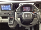 【Honda SENSING】いつもの道で、高速道路などで、安心・快適な運転を支援します。先進の安全運転機能システム搭載。