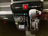 納車前にはプロのメカニックが、各部の点検を行います。ディーラーにしか出来ない品質、そしてサービスできっと満足していただけると思います!