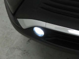 LEDフロントフォグランプを装備しております。