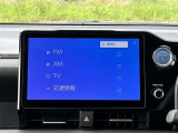地デジ、AM/FMチューナー、Bluetooth等ご利用いただけます。グローブボックス内にCD・DVDデッキを搭載しています。
