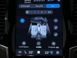Google搭載のボルボなら、車内にいながら多彩なデジタルライフをお楽しみいただけます。Google Playから必要なアプリをダウンロードして、有意義な移動時間を楽しみましょう