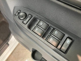 延長保証につきましてはお求めいただく車両によって保証料が異なりますので、当店スタッフまでお気軽にお問い合わせくださいませ。
