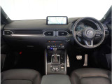【インパネ周り】操作性・視認性・質感と3拍子揃ったつくりです。