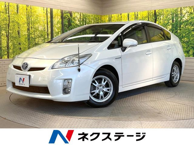 プリウス 1.8 S