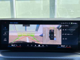 Emergency Service 365日24時間体制で、万一の故障などのトラブルに対応。応急処置のアドバイスのみならず、保証期間中は出張修理やレッカーなどの手配、さらにはお客様の代替交通手段やホテルの確保を行います。