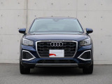 一目でAudiだと分かる特色を持つフロントマスク。
