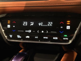 フロント両席にはシートヒーターが付いています!寒い日に便利な装備ですね。