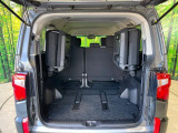 普段のお買い物や通勤、送迎等に十分な荷室スペースを確保しております。セカンドシートを倒すと、大きな荷物の積載も可能です♪