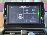 TV、FM/AM、Bluetooth Audio、SDカード、DVD再生、 CD録音/再生、ハンズフリーフォンなど対応の高性能9インチ大型ナビです。