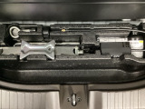【タイヤパンク修理キット】もしもの時に、タイヤがパンクした際、一時的に応急修理できるキットもついているので安心です。