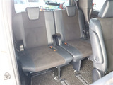 弊社でお車をご購入頂いたお客様は、一部車種を除いて【オイル交換永久無料】となっております。※詳細はスタッフまでお問合せ下さい。