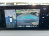 『アラウンドビューモニター』はスムーズな駐車と安全確認をサポートします。
