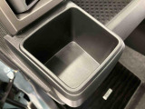 また、お車にあまり詳しくない方でも安心して立ち寄って頂けるお店作りを目指しています。中古車選びに不安があるという多くのお客様の声に応えるべく『親切・丁寧・明瞭』をキーワードにしっかりサポート致します。
