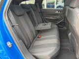 GTLine専用スポーツシート テップレザー&ファブリック ホールド性も良く長時間の運転も疲れません。