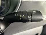 【オートライト(AUTO)】外の明るさをシステムが感知して、自動でヘッドライトが点灯します!ヘッドライトをつけ忘れを防ぐ便利機能です。