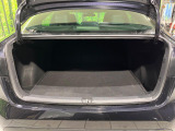 積み下ろしのしやすいデッキにはたっぷりと荷物を積み込んでいただけます。遊びから仕事まで、様々なシーンで頼れます♪