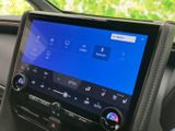 オーディオの各種メニューが画面上にまとまり、使いたい機能を見つけやすい構成です。音楽や接続方法を選びやすく、日々の移動中も好みに合わせて活用できます。