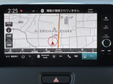 道路や周辺施設が画面に表示され、現在地を確認しながら目的地までのルートを探せます。地図を見ながら行き先を検討でき、初めて訪れる場所へのお出かけにも便利に活用いただけます。