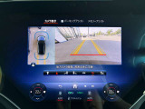 360&deg;カメラと駐車支援機能が車両周辺の確認をサポート。大きなボディを扱う場面にも役立ちます。