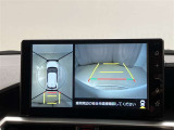 メーカーオプションの全周囲カメラ付き!狭い場所での駐車や車周辺を確認することが出来るので安心して駐車することができます★なんともう一つ・・・