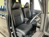 【運転席・助手席】内装ルームクリーニング済みです。しっかり綺麗にしていますので、是非、お確かめください。車に自信があるからこそ、是非一度ご来店頂き内外装も見てもらえると幸いです。