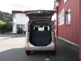 【支払総額表示】お車を検討する際に「結局いくらになるんだろう?」と思いませんか?ご来店いただく前に購入金額が明確になるよう当店では支払総額を表示します。※県外の場合は別途陸送費等必要になります。