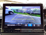 バックモニター付きで、車庫入れやバック時の後方確認をしっかりサポート。モニターに映し出される映像で死角も確認しやすく、狭い場所での駐車や後退時の操作をより安心して行えます。