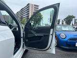 国道246号線沿い、南町田グランベリーパーク駅すぐ。BMW Premium Selection 東名横浜/〒194-0004 東京都町田市鶴間5-18-1