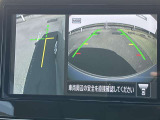 左サイドカメラとフロントカメラ運転席から死角となりやすい車両左前部分や前方部分もバッチリ見えます♪