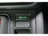 ECONボタンで低燃費モードに☆☆☆ECONスイッチを上手に使ってエコドライブ♪♪環境にもお財布にも優しい装備です☆☆☆