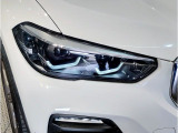 BMWのオートライトは積極的にライトをつけることにより、自車の存在を周囲に向けアピールいたします。それは安全性への配慮でもあります。