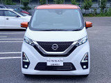 私共展示場では日産神奈川お客さまからの下取車(主に1オーナー/修復歴無車両)を中心に、弊社新車販売店舗での試乗車/社有車※(※基本禁煙車)等、日産ディーラーならではの上質なおクルマを販売しております。