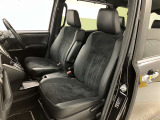 運転席、助手席です。クリーニング済みで綺麗になっております。