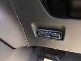 ビルトインタイプの【ETC】で見た目もスッキリ。高速道路の利用にとても便利です。
