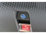 別途、Honda Total Care プレミアムへご加入いただきますと、ボタンひとつで緊急サポートセンターがつながり、クルマの状況が常に共有され、緊急・トラブル時に迅速なサポートが受けられます
