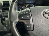 ステアリングスイッチ装備!運転しながら手元でオーディオの操作などができます。