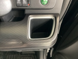 運転席側 カップホルダー