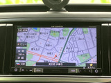 現在地周辺の道路や地名を画面上で確認でき、目的地までのルートを把握する際に便利です。表示範囲を切り替えながら、初めての場所への移動にも活用できます。