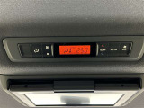 後席にもオートエアコン機能付!