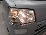 当社では全車、納車前にサービス工場で12ヶ月点検相当の整備を実施しております。そこで確認された不具合箇所は修理しておりますのでご安心下さい。