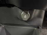 12V電源ソケットを設置しております。周辺機器の充電にご利用頂けます☆