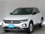 2025年当社試乗車 T-ROC限定車マイスター入庫しました。 純正ナビ標準装備とシートヒーターが装備されています。