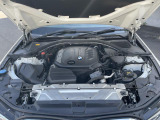 安心のBMW認定中古車は100項目の箇所を徹底的にチェック致します。機械的な箇所や電気系、コンピューターなどをご納車前に点検し、交換基準に達した部品は全て新品に修理返品した後にご納車致します。