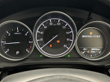【スピードメーター】メーターがシンプルで見やすく運転しやすいですね!