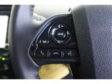 【ステアリングスイッチ】オーディオの音量調整やソース切り替えができる安全機能です!運転中でも簡単に操作できるのでとても便利です♪