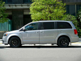 そのままお乗り出し頂ける上質車をご案内させて頂いておりますが、ご納車前点検整備を実施してからお引渡しさせて頂く事も可能です。また最大2年間の有償保証をお付けする事も可能です。詳細はお問い合わせ下さい。