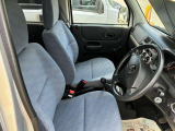 店頭にない車でもお探しいたします。新車・中古車、お気になられたお車がございましたら何なりとご相談ください。