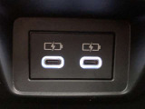 USB Type-Cポートがついています。