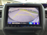バックモニター付きで、車庫入れやバック時の後方確認をしっかりサポート。モニターに映し出される映像で死角も確認しやすく、狭い場所での駐車や後退時の操作をより安心して行えます。