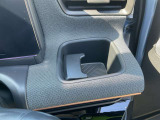 運転席用ドリンクホルダーです